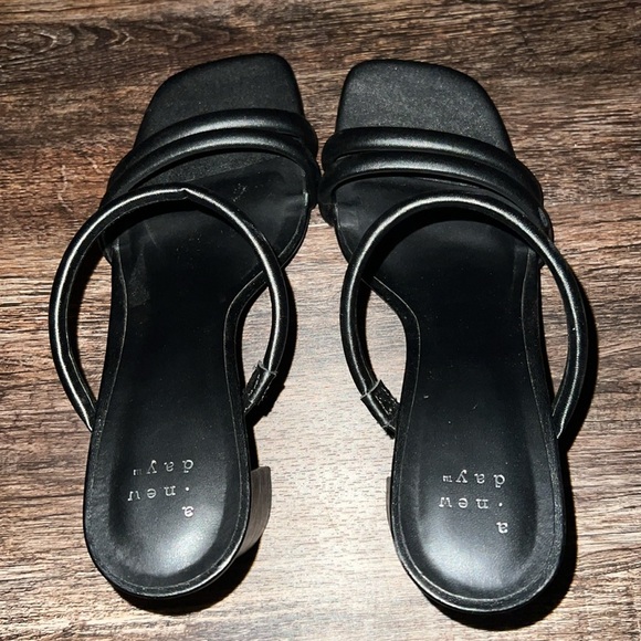 A New Day Black Strappy Sandals - Picture 5 of 5